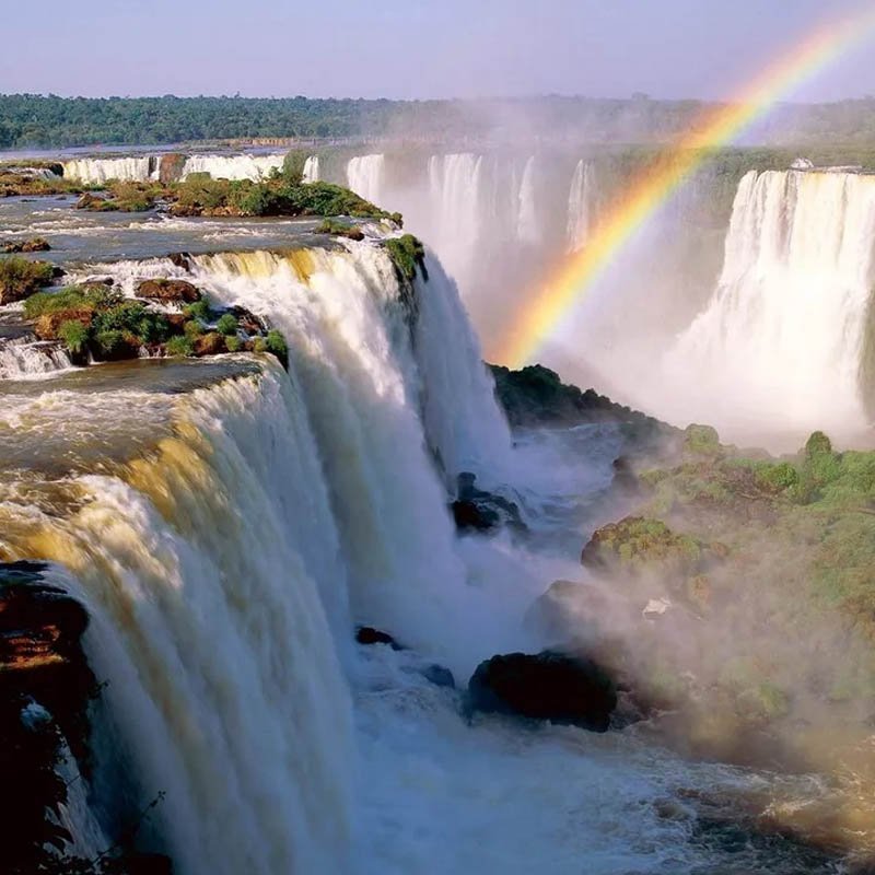 Cataratas-del-Iguazu-Arcoiris-.jpg